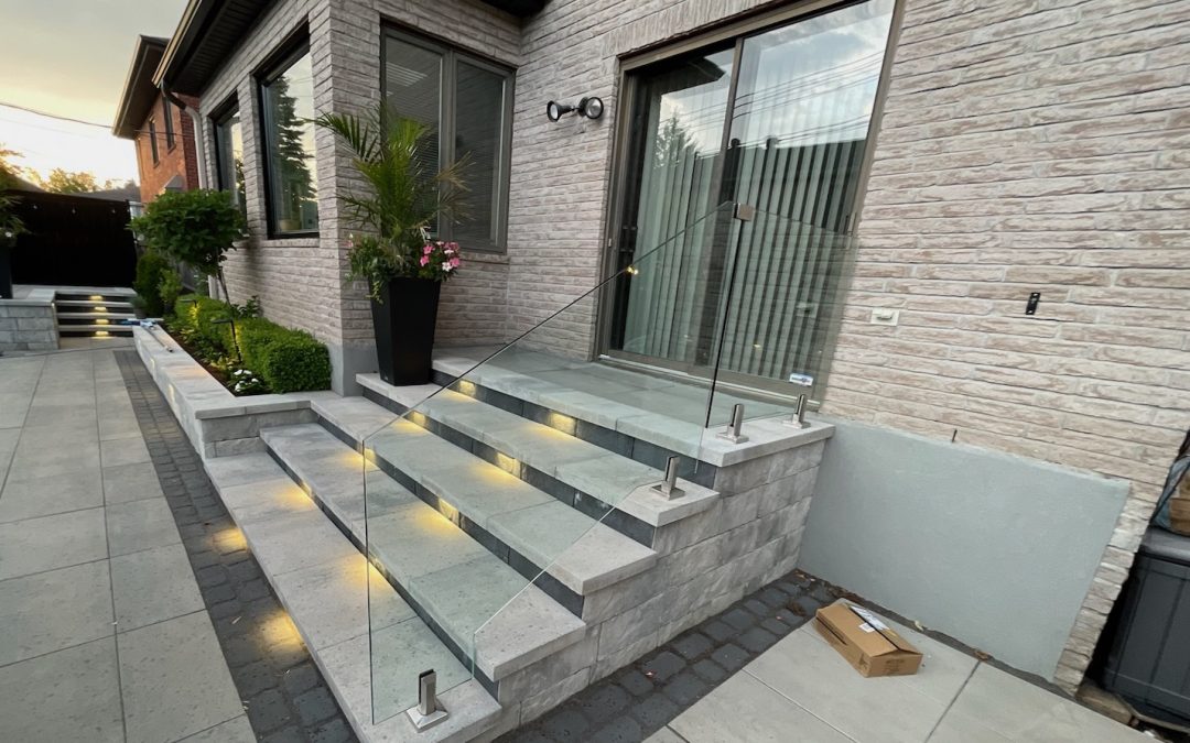 Design Flexibility with Tempered Glass Railings